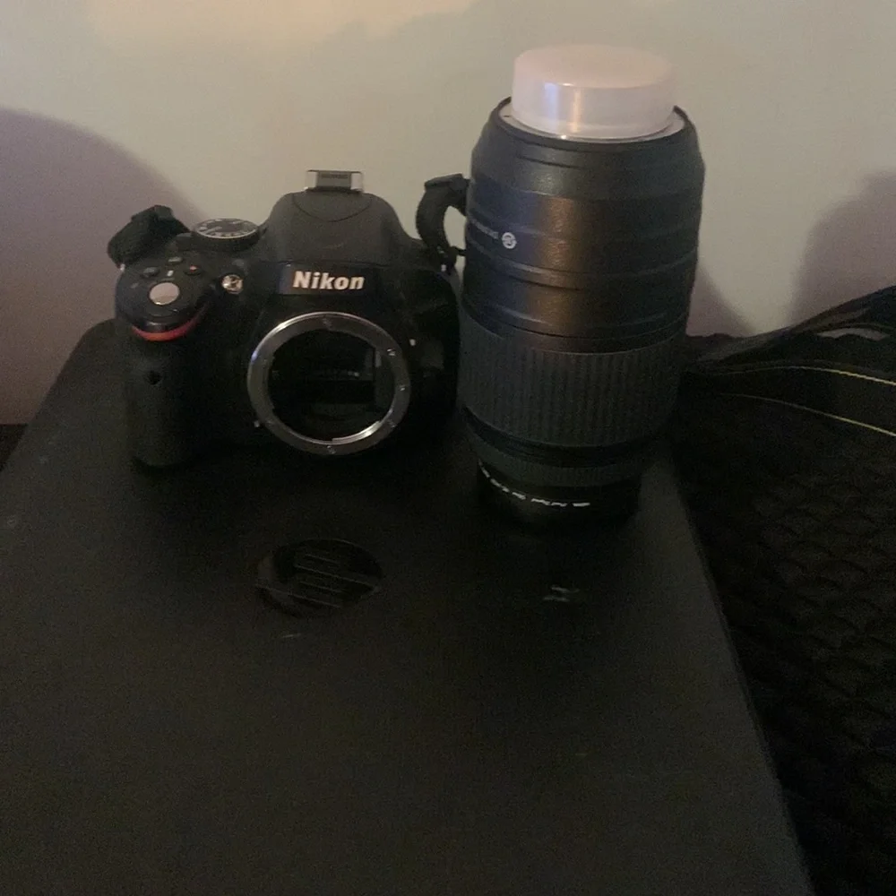Digital camera / video